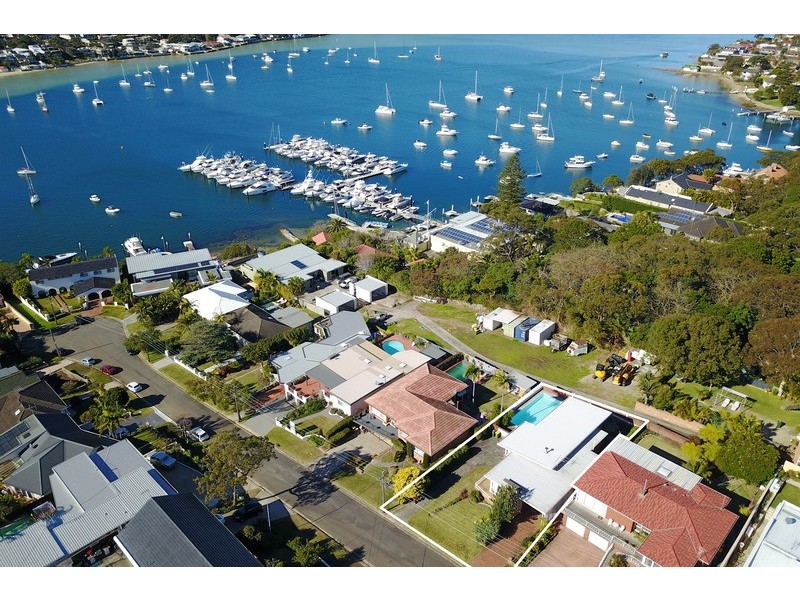 16 Coolangatta Avenue, Burraneer NSW 2230