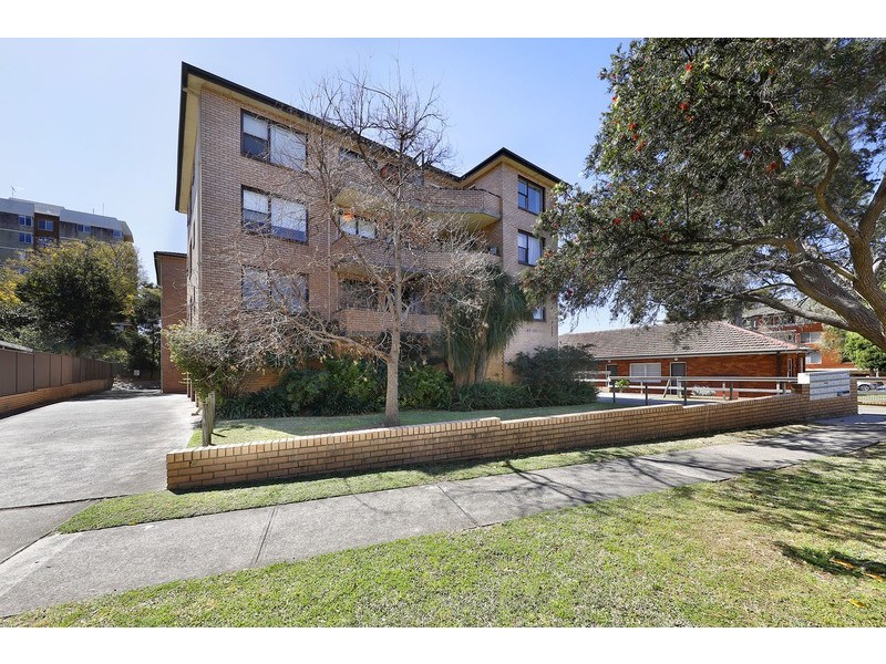 1/41-43 Banksia Road, Caringbah NSW 2229