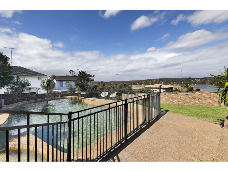 16 Sandbar Place, Lilli Pilli NSW 2229
