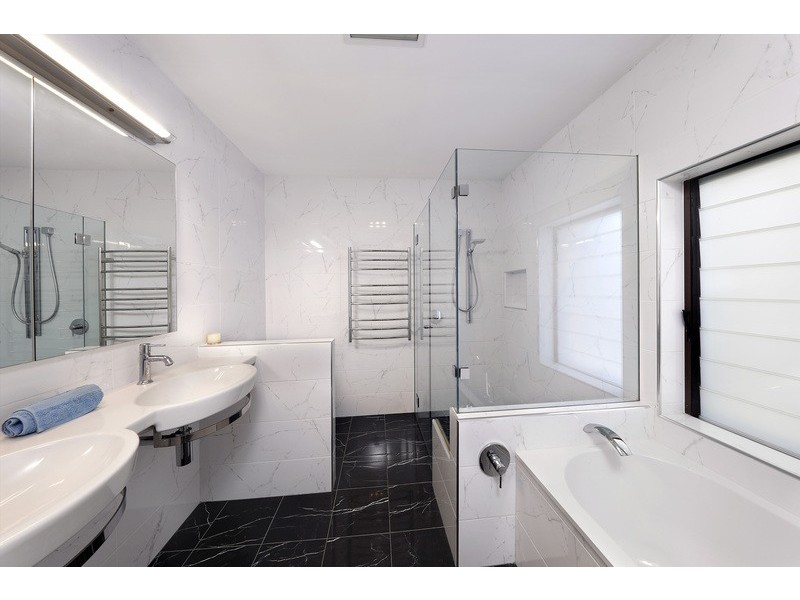 16 Sandbar Place, Lilli Pilli NSW 2229