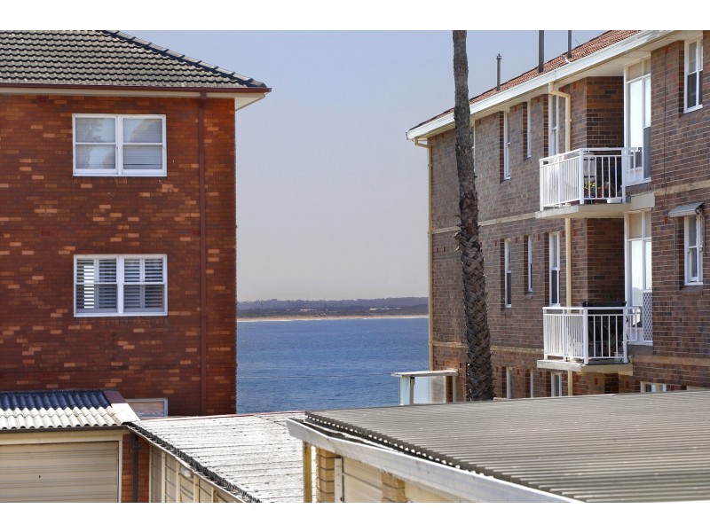 4/4-8 Mentone Avenue, Cronulla NSW 2230