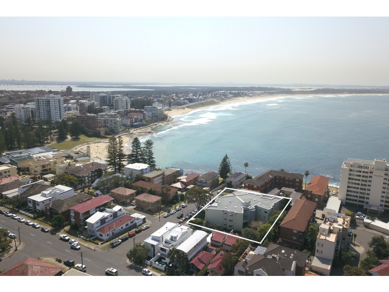 4/4-8 Mentone Avenue, Cronulla NSW 2230