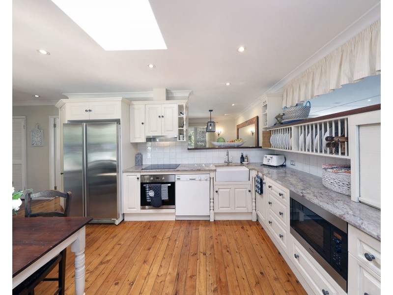 10 Tathra Place, Gymea Bay NSW 2227