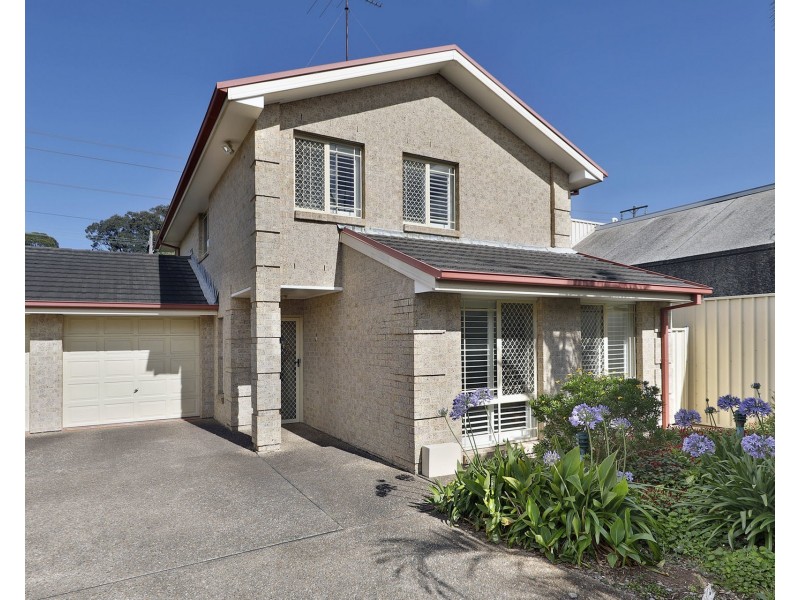 2/102-104 Willarong Road, Caringbah NSW 2229