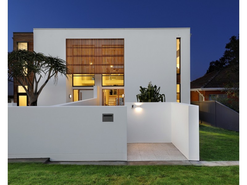 15a Raglan Road, Miranda NSW 2228