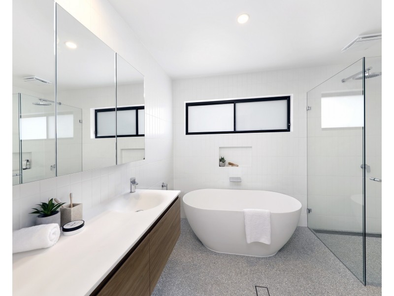 15a Raglan Road, Miranda NSW 2228