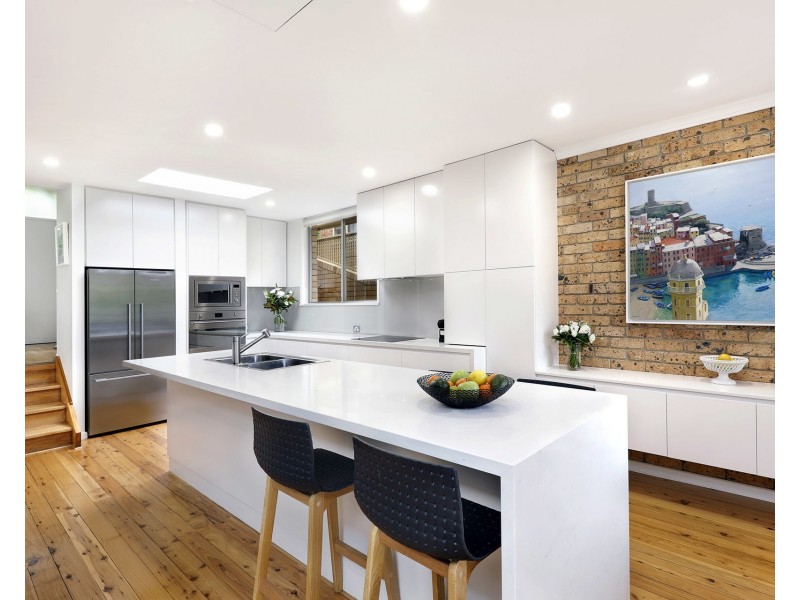 6 Huskission Street, Gymea Bay NSW 2227