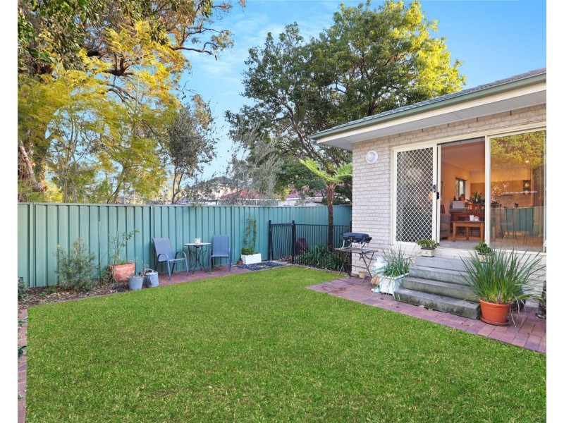 5B Best Crescent, Kirrawee NSW 2232