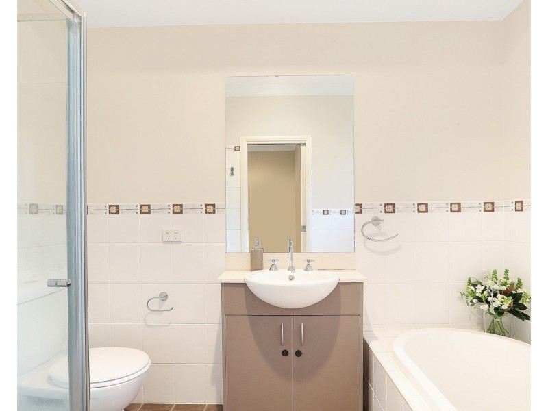5B Best Crescent, Kirrawee NSW 2232