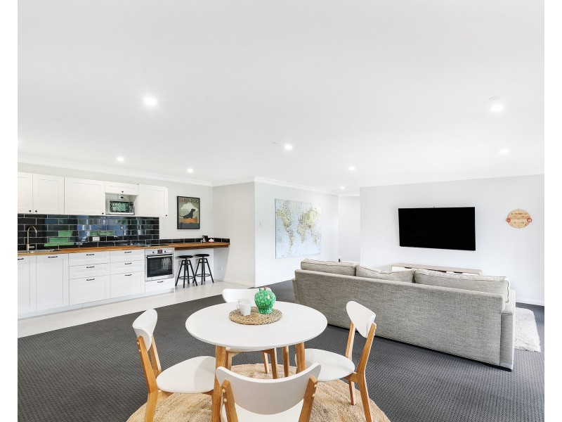 37 Yowie Avenue, Caringbah South NSW 2229