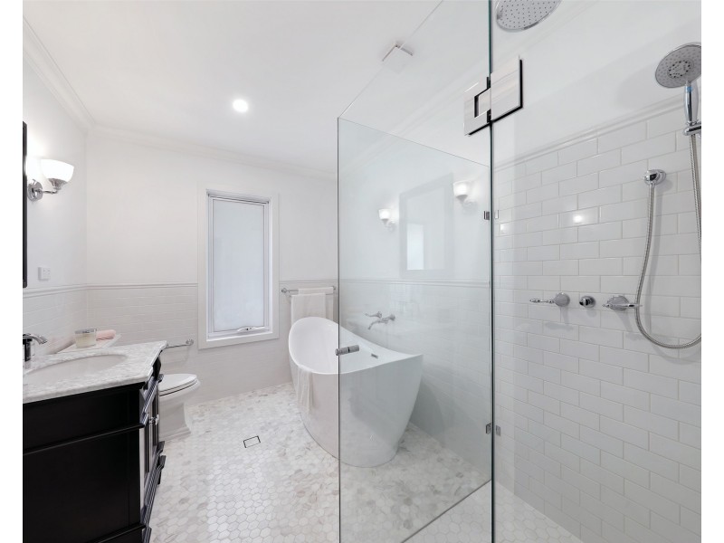 27 Casuarina Road, Gymea Bay NSW 2227