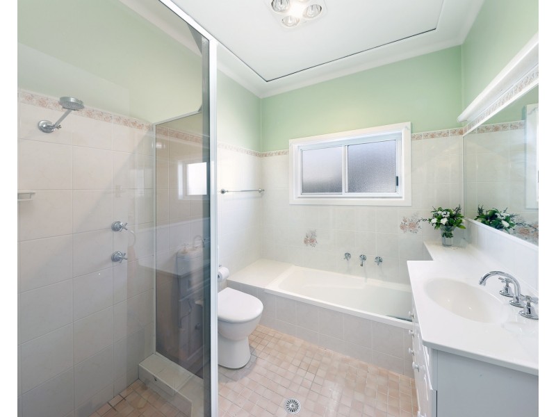 23 Drake Ave, Caringbah NSW 2229