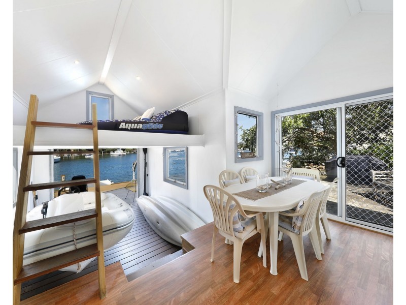 82 Parthenia Street, Dolans Bay NSW 2229