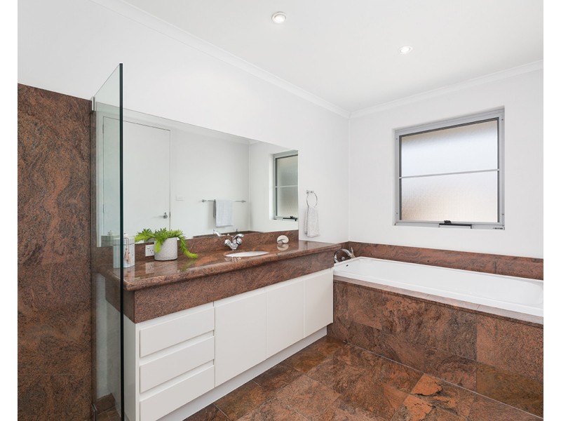 82 Parthenia Street, Dolans Bay NSW 2229