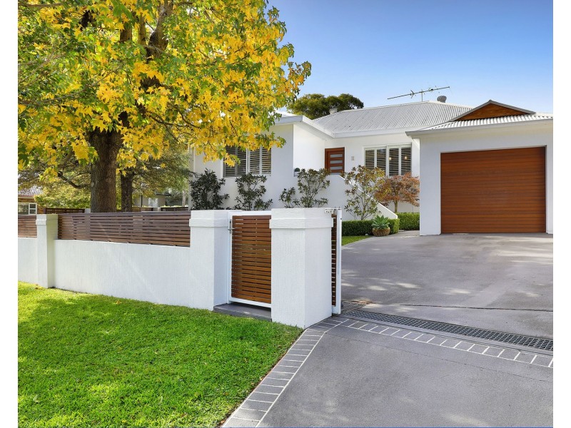 1/2 Yowie Avenue, Caringbah South NSW 2229