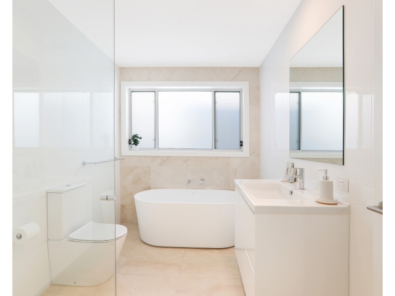 2/7 Lehane Plaza, Dolans Bay NSW 2229