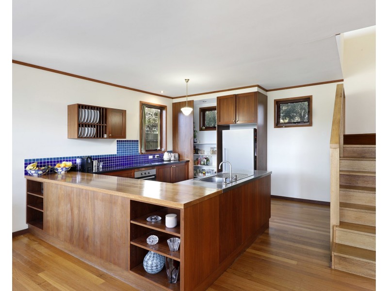 48 Scarborough Street, Bundeena NSW 2230