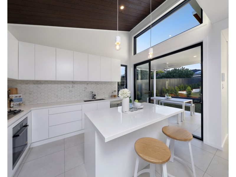 2/1 Actinotus Avenue, Caringbah South NSW 2229