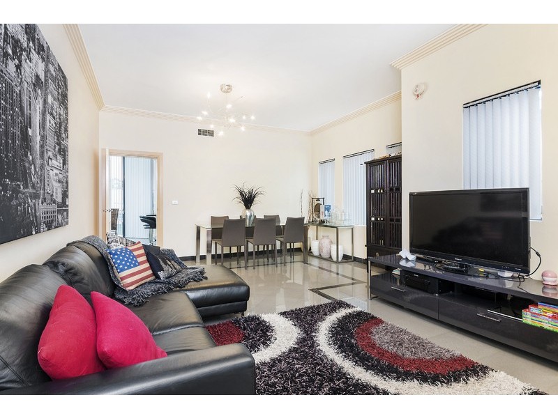 27 Raglan Road, Miranda NSW 2228