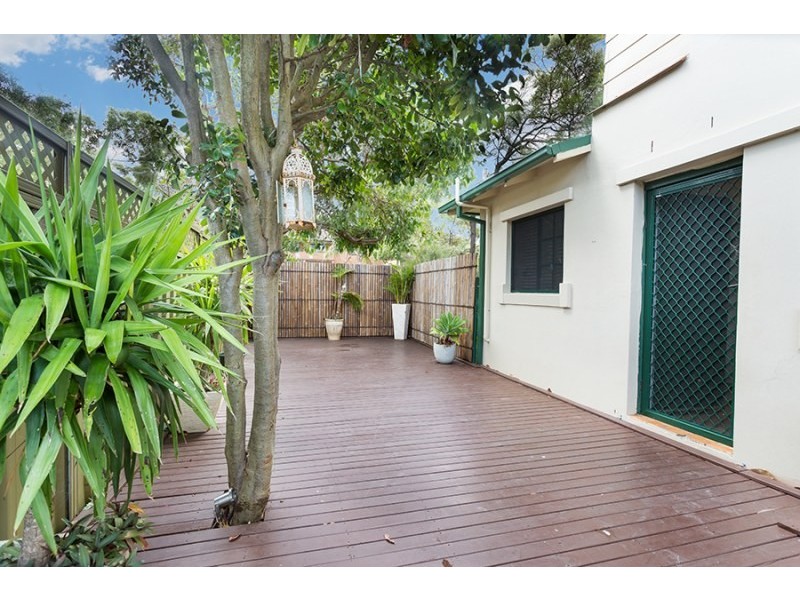 1/68 Flora Street, Kirrawee NSW 2232