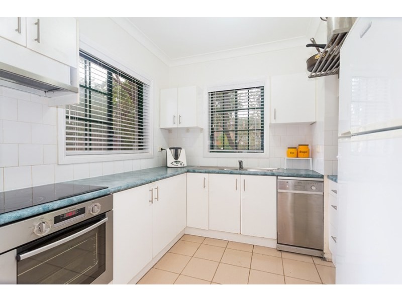 1/68 Flora Street, Kirrawee NSW 2232