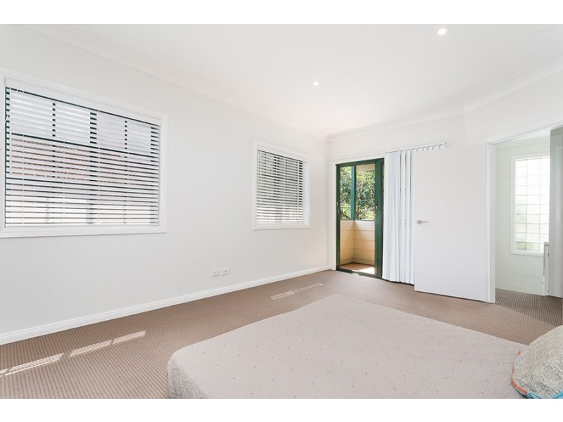 1/68 Flora Street, Kirrawee NSW 2232