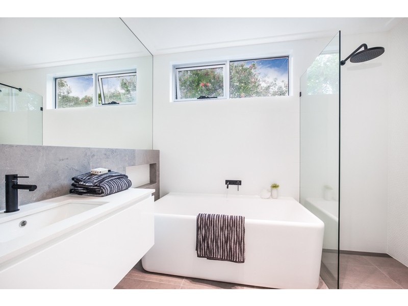 352b Forest Road, Kirrawee NSW 2232