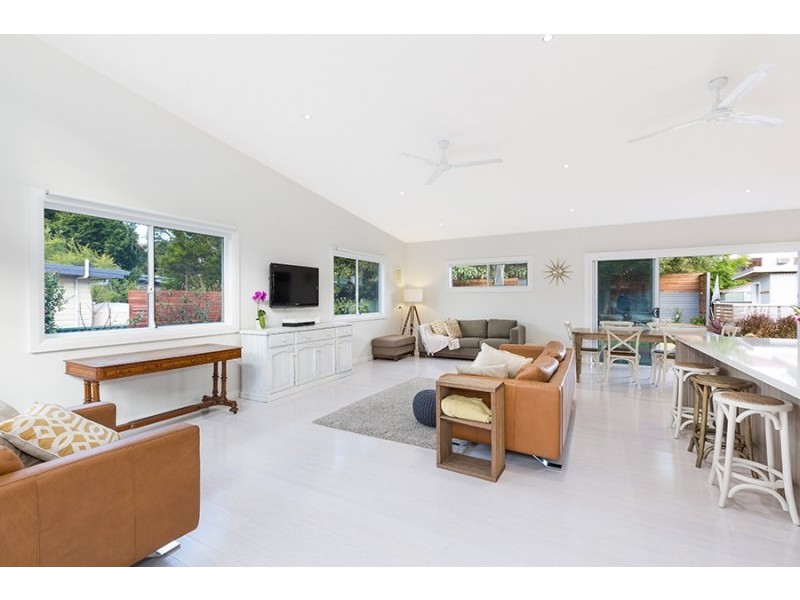 42 Leonay Street, Sutherland NSW 2232