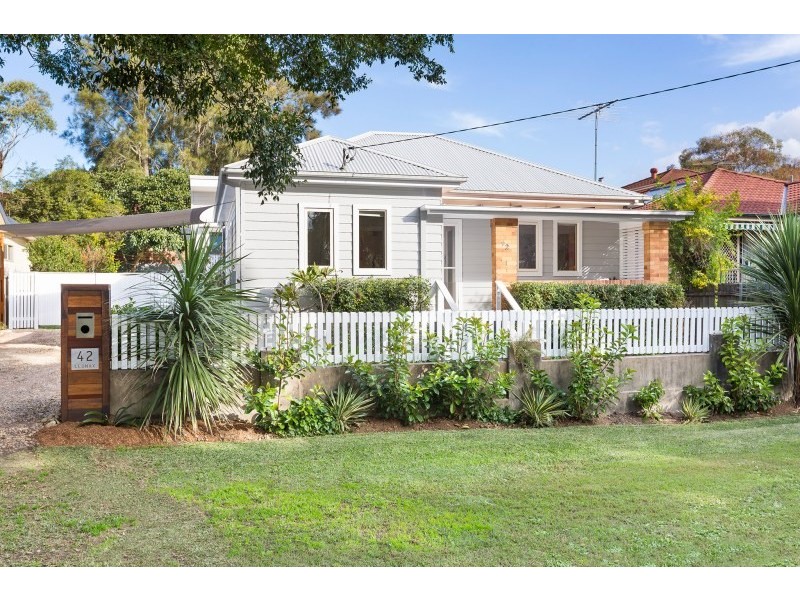 42 Leonay Street, Sutherland NSW 2232