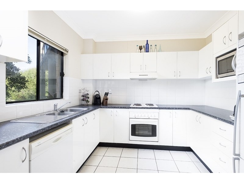 29/16-26 Park Street, Sutherland NSW 2232