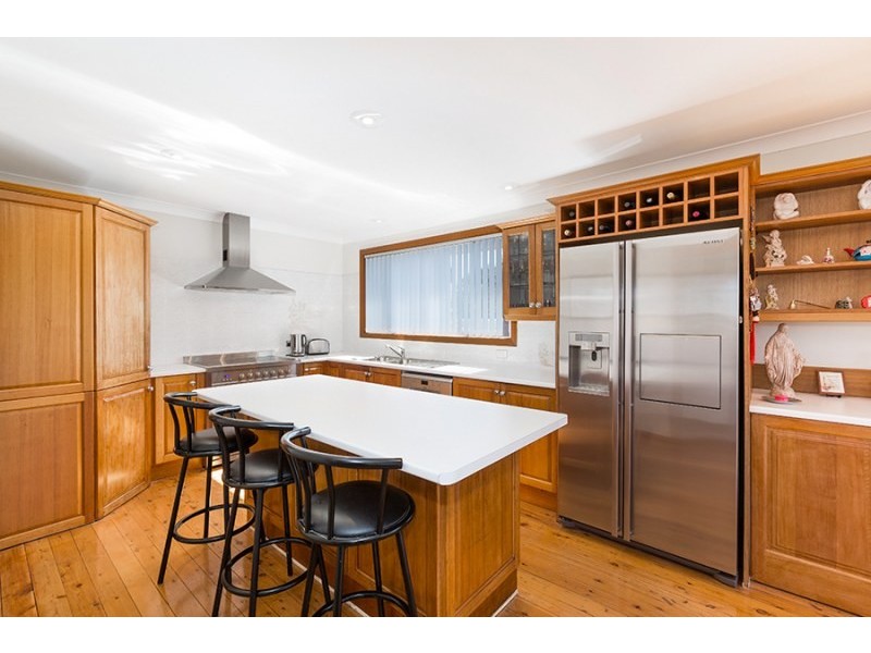 6 Balandra Place, Kareela NSW 2232