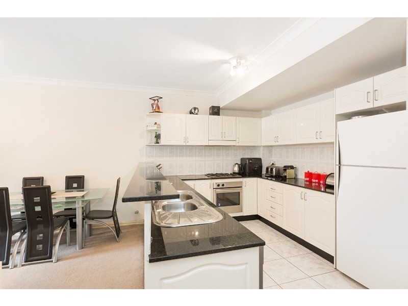 9/88-92 Yathong Road, Caringbah NSW 2229