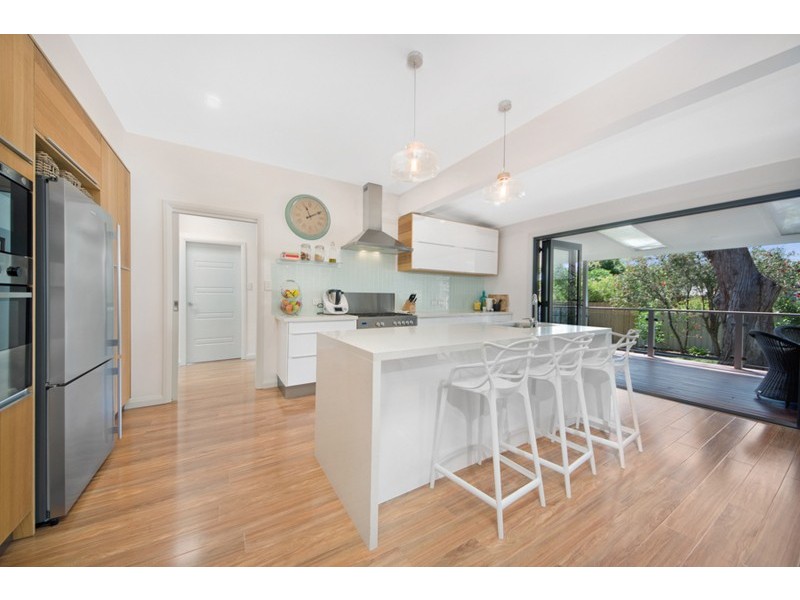 20 Oakwood Street, Sutherland NSW 2232