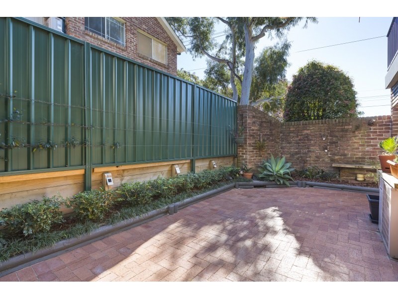 1/22-24 Dianella Street, Caringbah NSW 2229