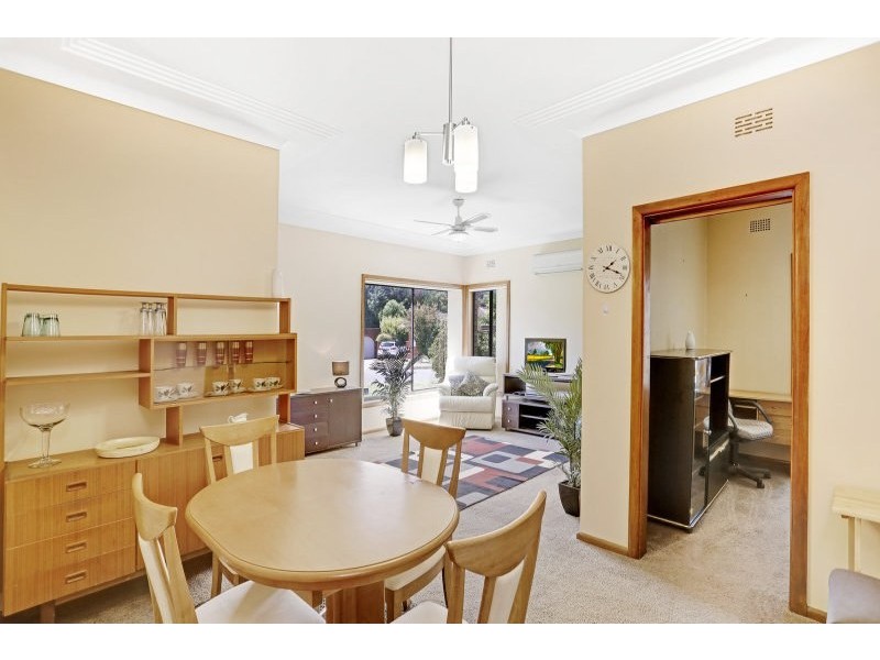 11 Woorak Crescent, Miranda NSW 2228