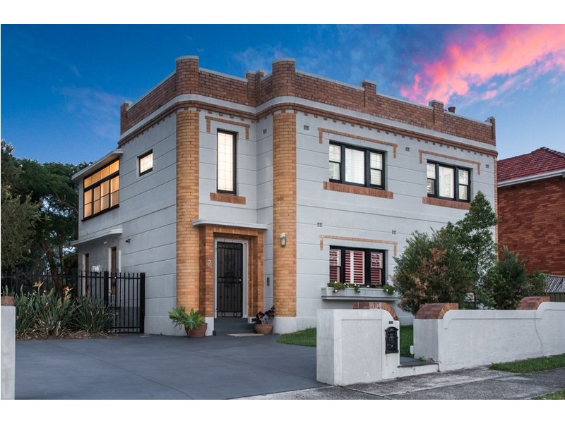 2 Swan Street, Woolooware NSW 2230