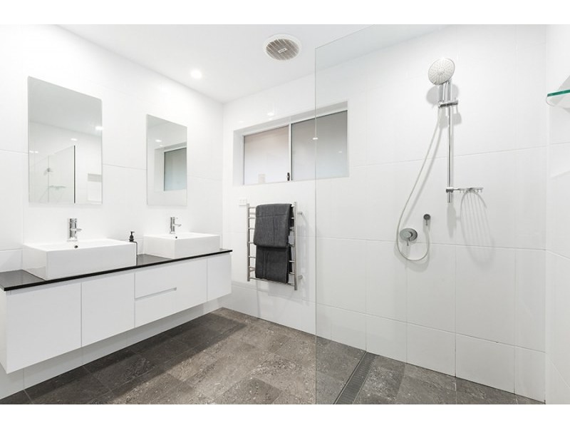 10 Garnet Road, Miranda NSW 2228