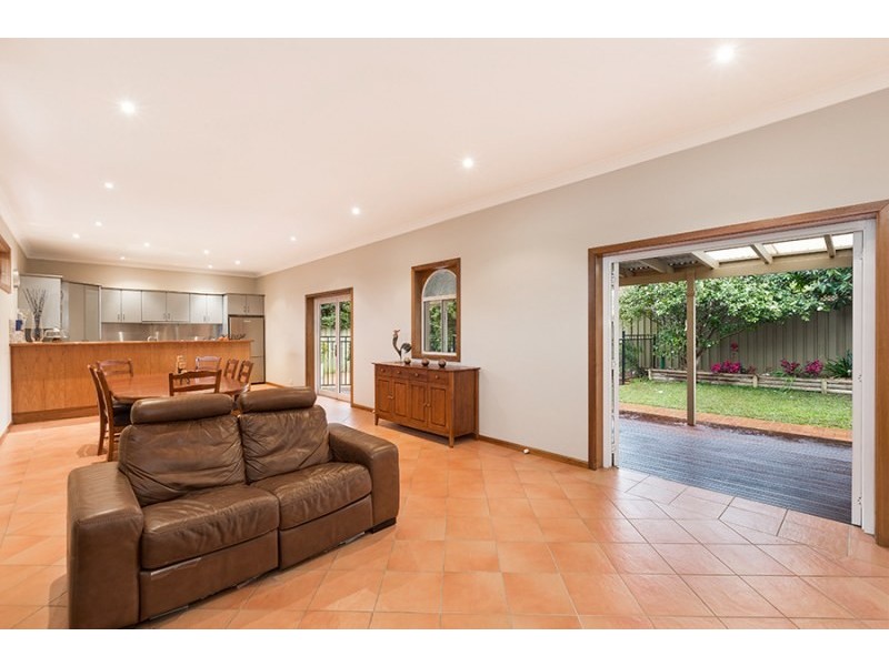 10 Garnet Road, Miranda NSW 2228