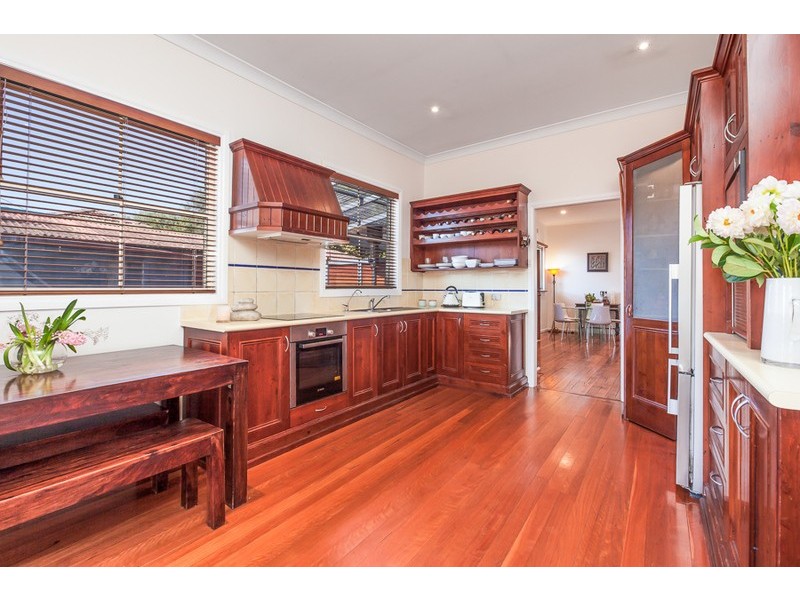 31 Leonay Street, Sutherland NSW 2232