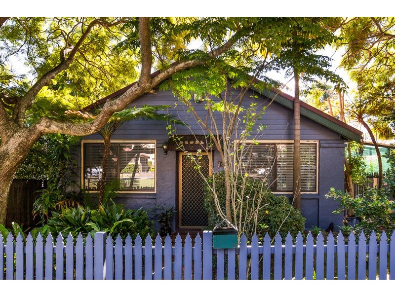 31 Leonay Street, Sutherland NSW 2232