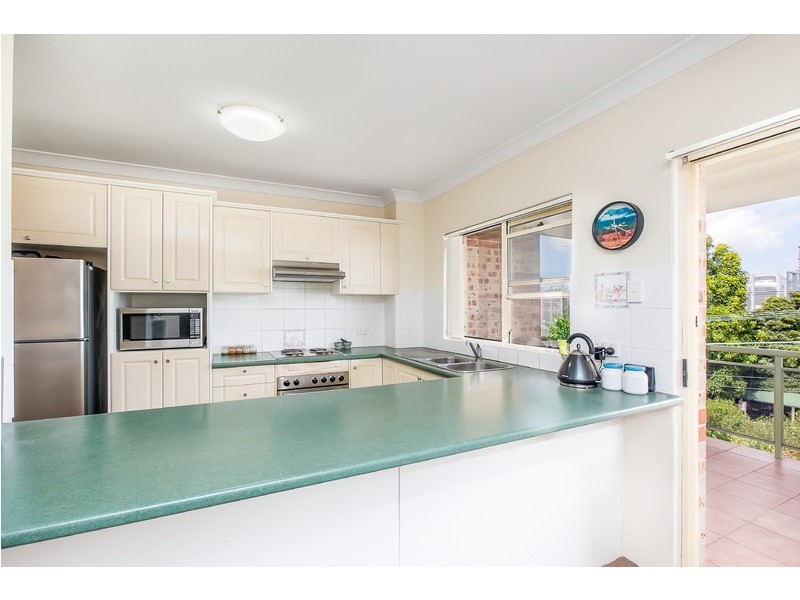 16/9-15 East Parade, Sutherland NSW 2232