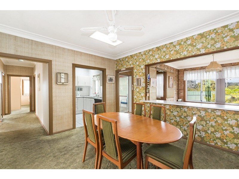 10 Sixth Avenue, Loftus NSW 2232