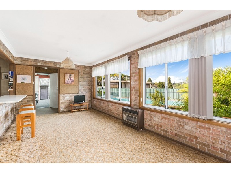 10 Sixth Avenue, Loftus NSW 2232