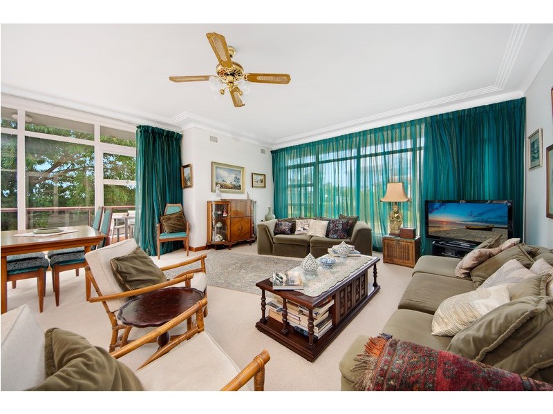 11 Venetia Street, Sylvania NSW 2224