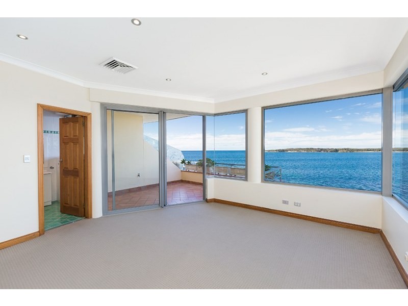 2/8 Glaisher. Parade, Cronulla NSW 2230