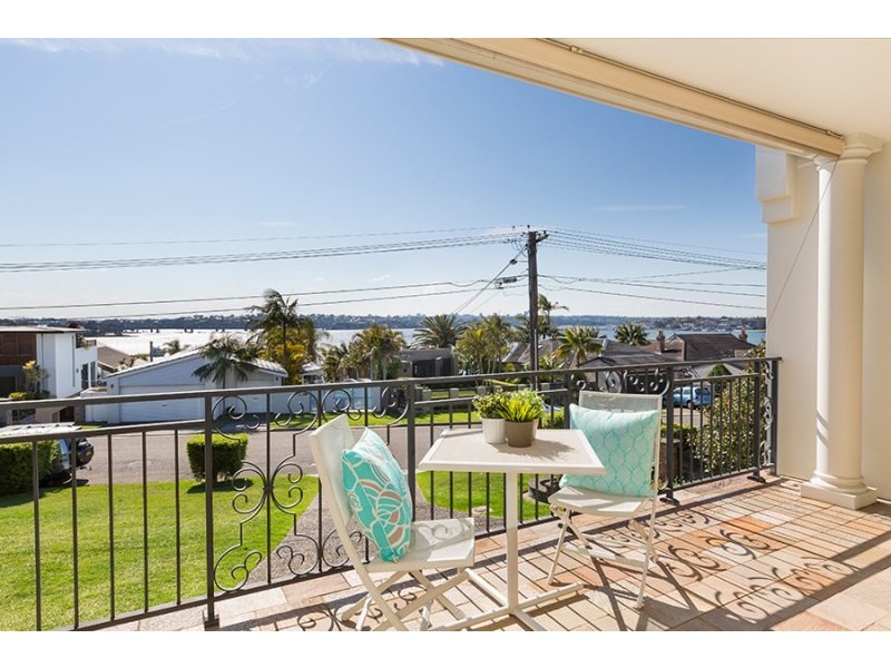 14 Holt Road, Taren Point NSW 2229