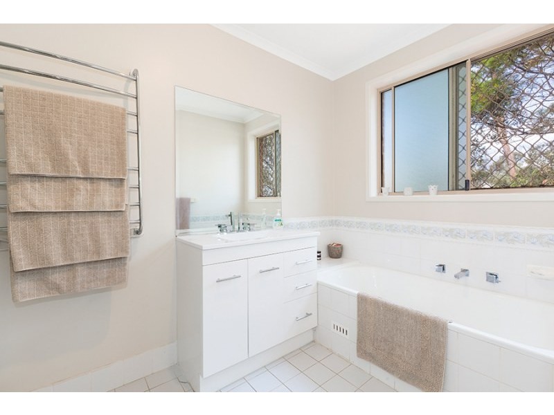 15/4 Owen Jones Row Street, Menai NSW 2234
