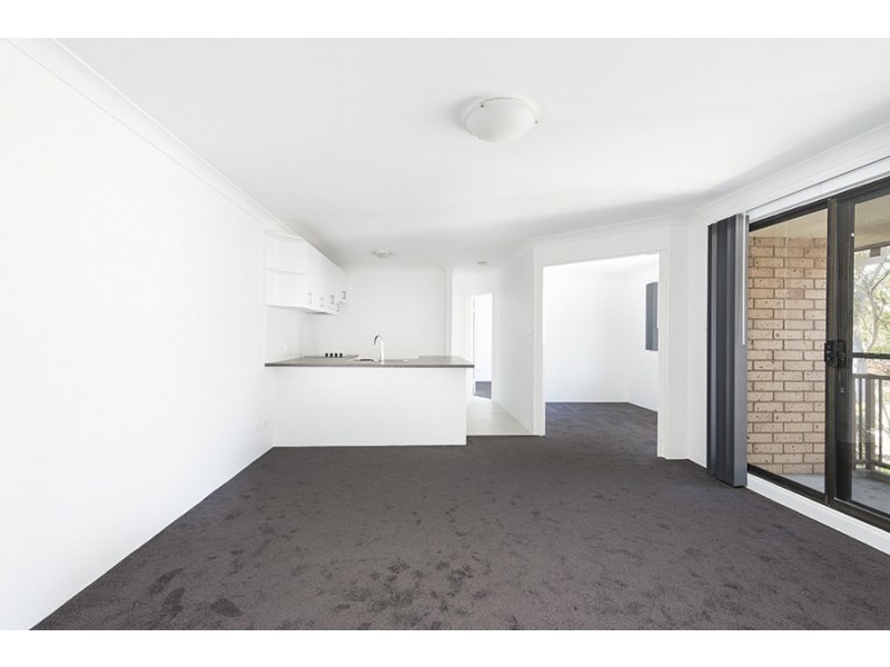 46/125 Oak Road, Kirrawee NSW 2232