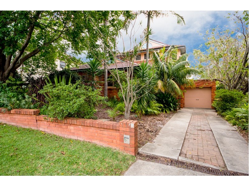 6 Columbine Close, Loftus NSW 2232