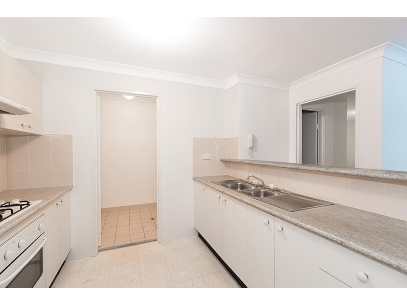 13/20 Leonay Street, Sutherland NSW 2232